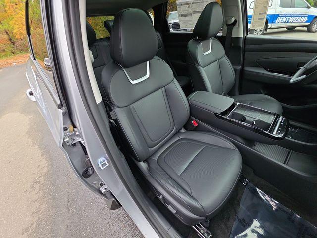 new 2026 Hyundai TUCSON Hybrid car, priced at $41,180