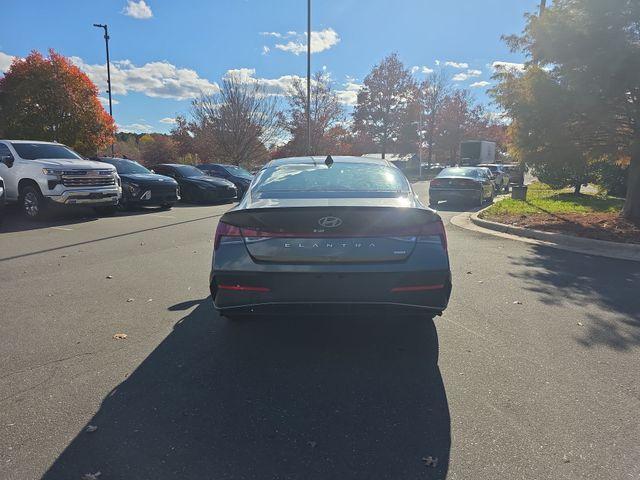 new 2026 Hyundai ELANTRA HEV car, priced at $28,560