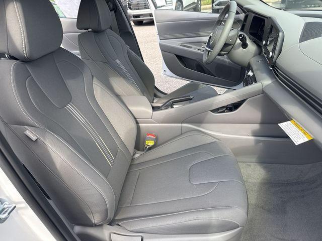 new 2025 Hyundai Elantra car, priced at $24,660
