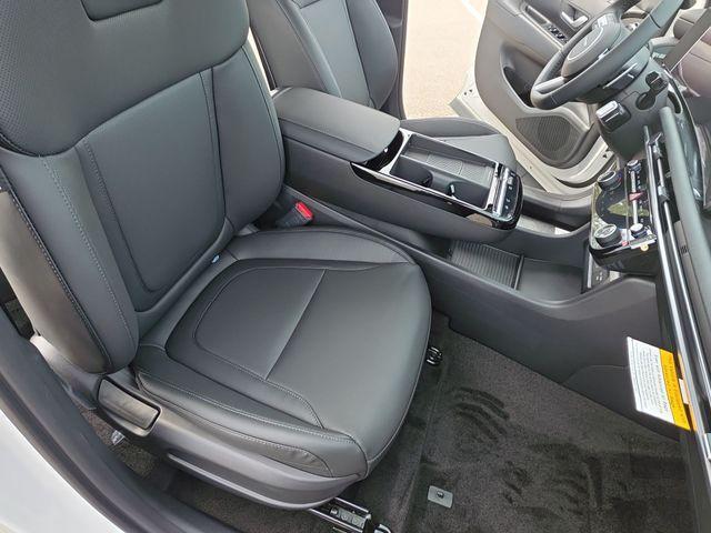 new 2026 Hyundai TUCSON Hybrid car, priced at $34,835