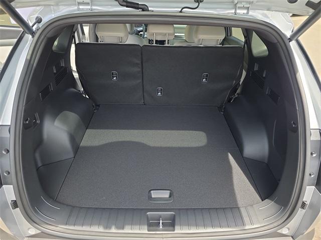 new 2025 Hyundai TUCSON Hybrid car, priced at $42,210