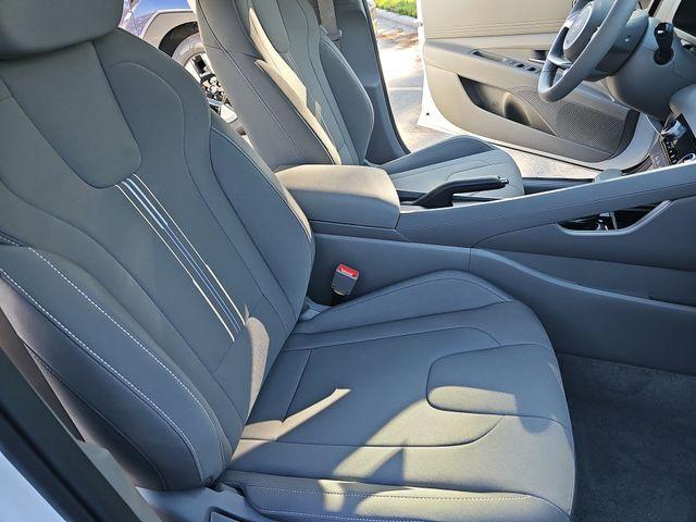 new 2025 Hyundai Elantra car, priced at $23,660