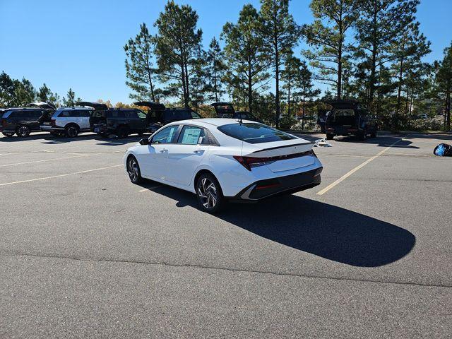 new 2025 Hyundai Elantra car, priced at $23,660