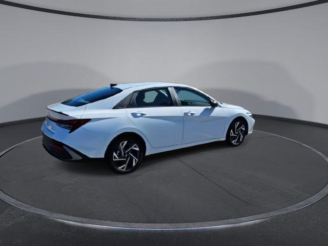 new 2025 Hyundai Elantra car, priced at $23,660