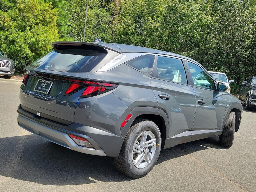 new 2025 Hyundai Tucson car, priced at $28,310