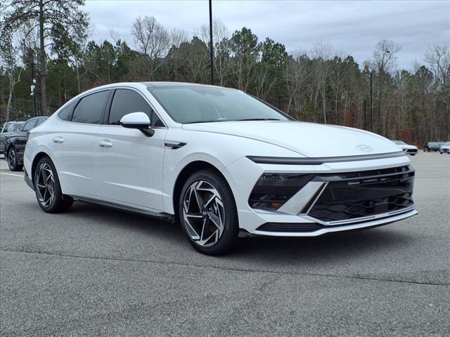 new 2024 Hyundai Sonata car, priced at $28,828