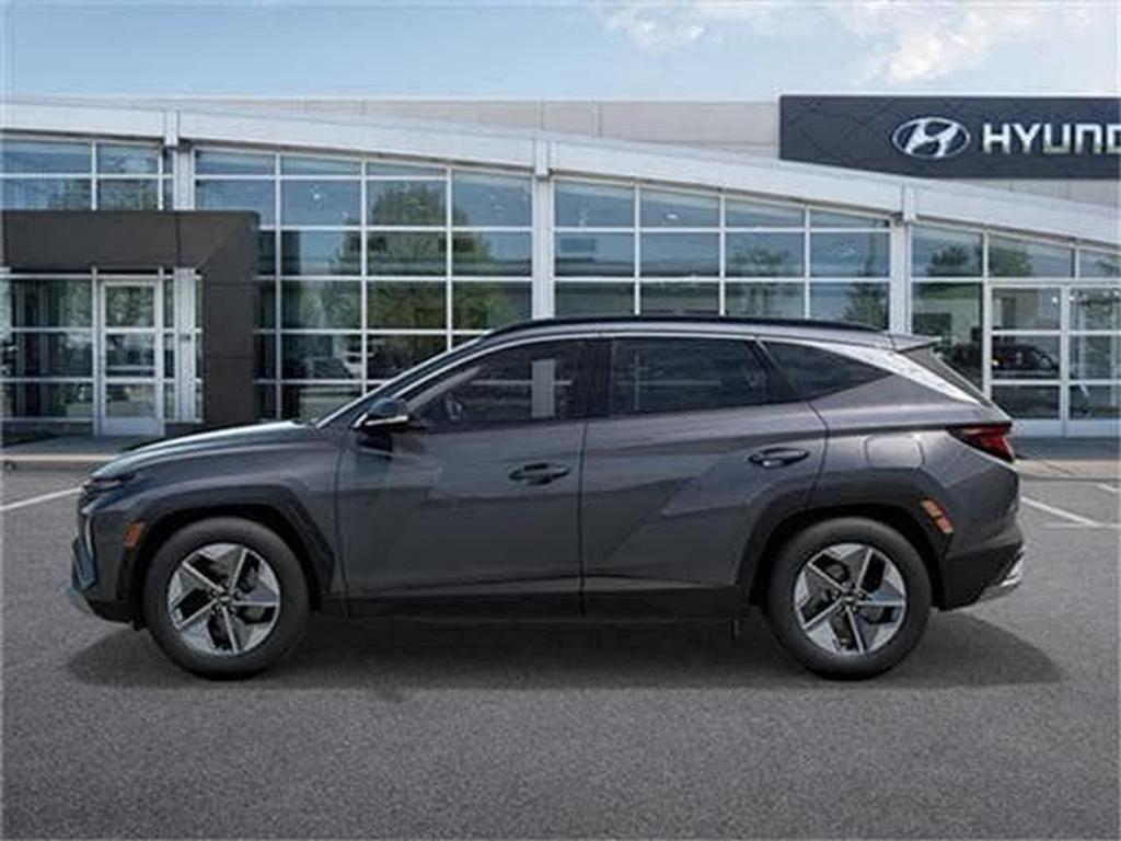 new 2025 Hyundai Tucson car, priced at $34,050