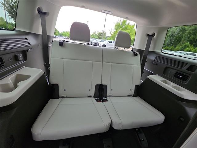 new 2025 Hyundai SANTA FE HEV car, priced at $48,195
