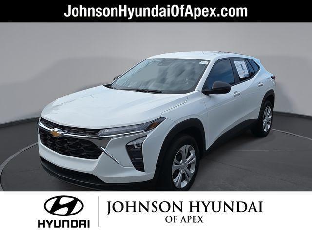 used 2024 Chevrolet Trax car, priced at $20,697