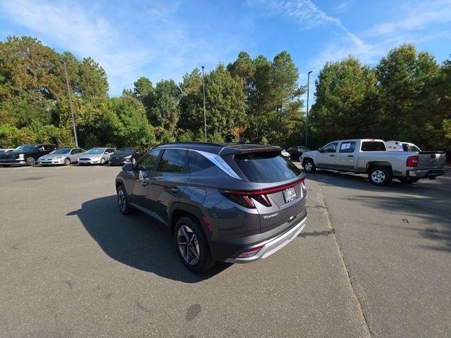 new 2025 Hyundai TUCSON Hybrid car, priced at $36,375