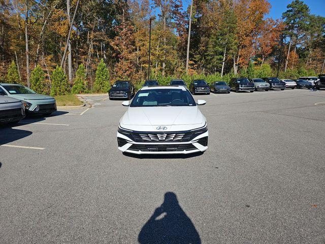 new 2025 Hyundai ELANTRA HEV car, priced at $28,710