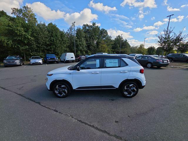 new 2025 Hyundai Venue car, priced at $25,110