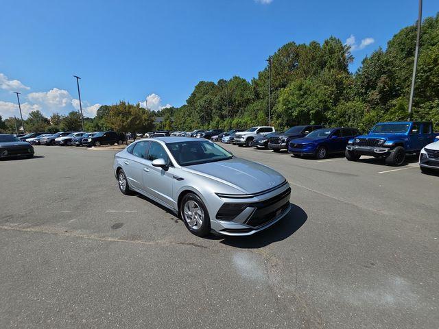 new 2026 Hyundai Sonata car, priced at $28,625