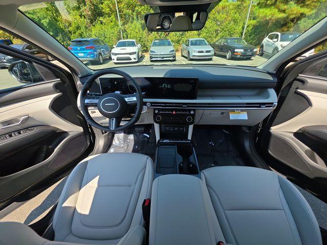 new 2025 Hyundai TUCSON Hybrid car, priced at $37,060