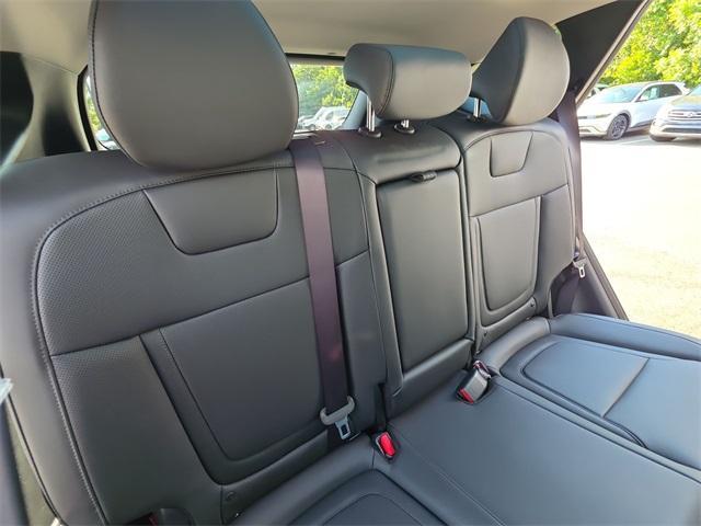 new 2025 Hyundai TUCSON Hybrid car, priced at $37,305