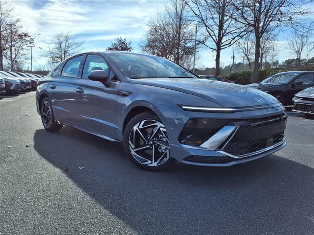 new 2025 Hyundai Sonata car, priced at $31,235