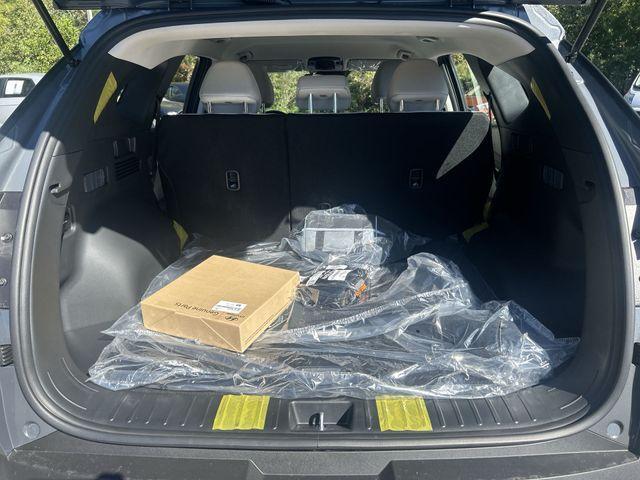 new 2026 Hyundai TUCSON Hybrid car, priced at $33,695