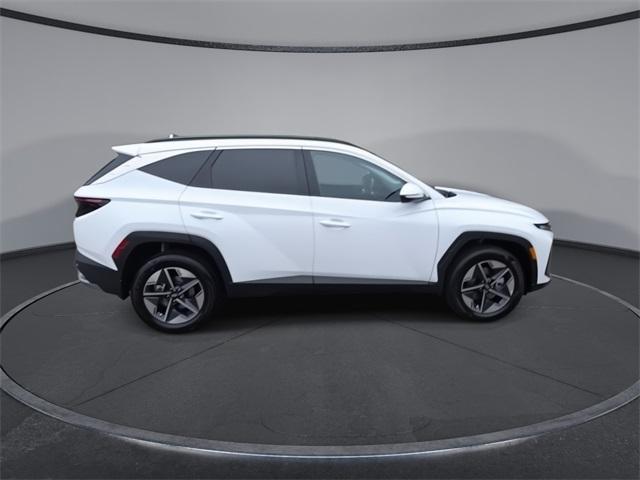 new 2025 Hyundai TUCSON Hybrid car, priced at $38,140