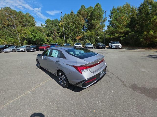 new 2025 Hyundai ELANTRA HEV car, priced at $29,215