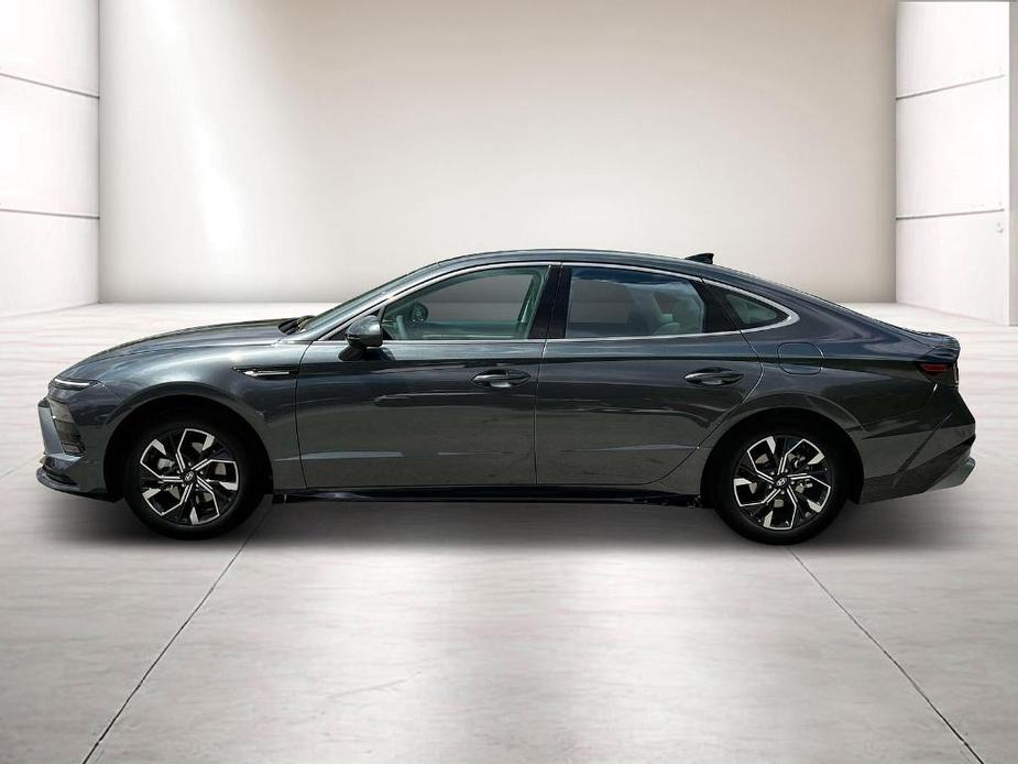 new 2024 Hyundai Sonata car, priced at $27,094