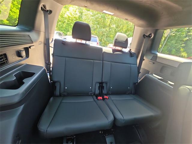 used 2025 Hyundai SANTA FE HEV car, priced at $42,398