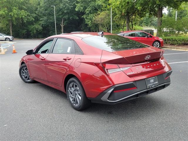 new 2024 Hyundai Elantra car, priced at $23,560