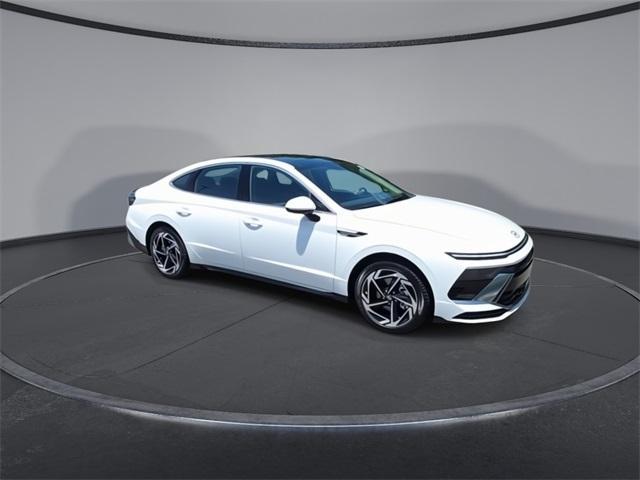 new 2025 Hyundai Sonata car, priced at $32,130