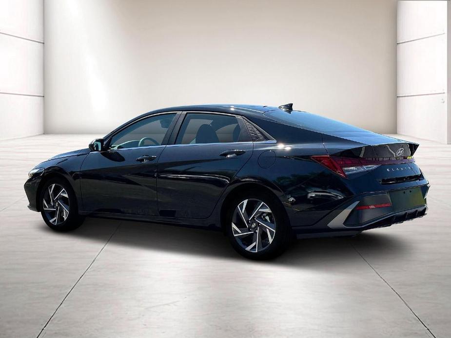 new 2024 Hyundai Elantra car, priced at $25,111