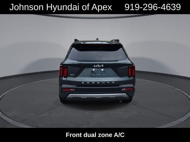 used 2022 Kia Sorento car, priced at $31,395