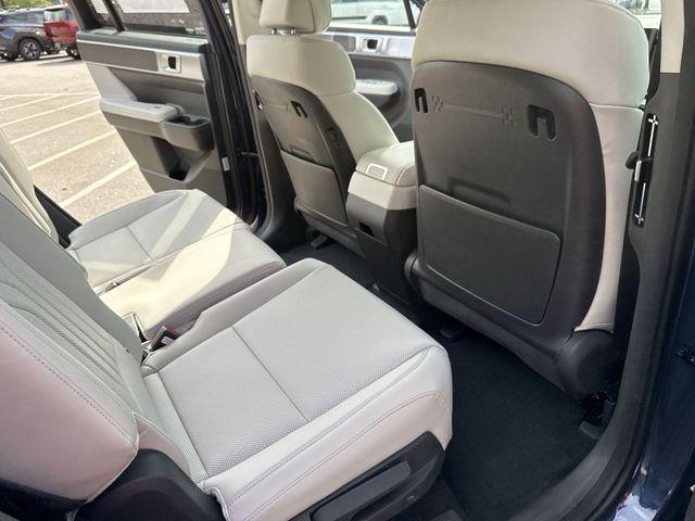 new 2026 Hyundai SANTA FE HEV car, priced at $36,645