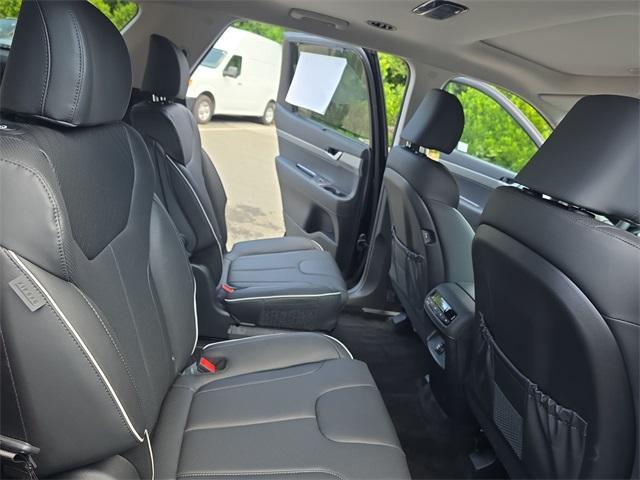 new 2025 Hyundai Palisade car, priced at $46,340