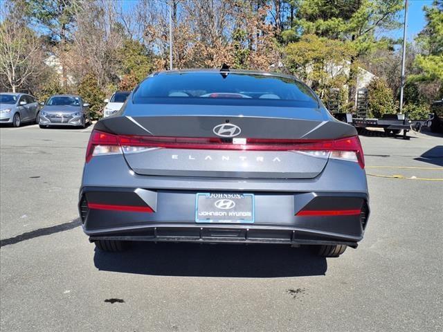 new 2025 Hyundai Elantra car, priced at $25,735