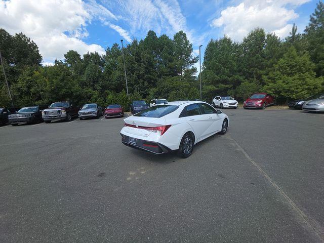 new 2025 Hyundai ELANTRA HEV car, priced at $25,360