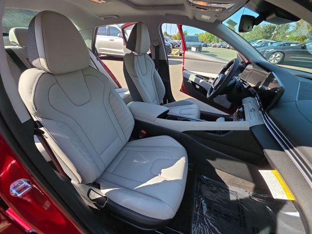 new 2025 Hyundai ELANTRA HEV car, priced at $29,685