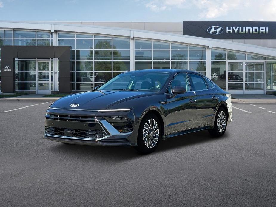 new 2025 Hyundai Sonata Hybrid car, priced at $38,160