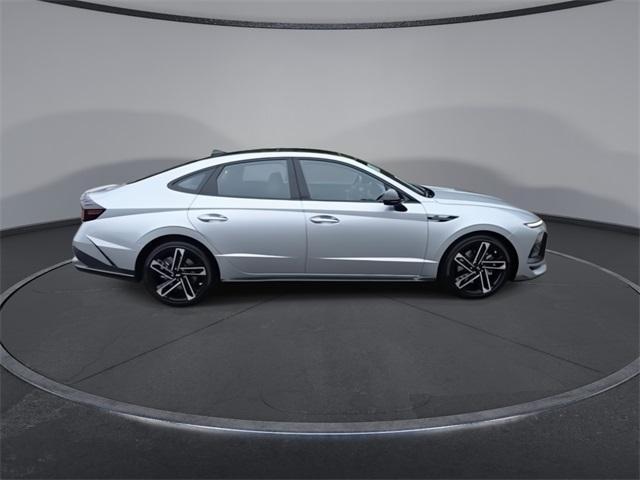new 2025 Hyundai Sonata car, priced at $36,035
