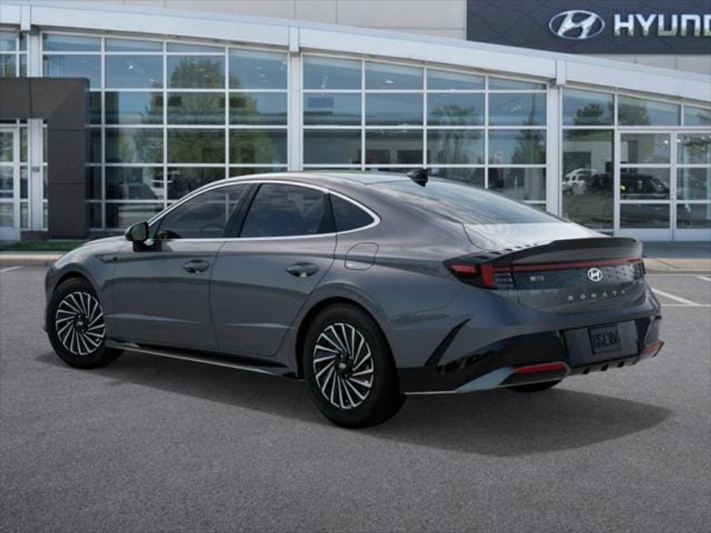 new 2025 Hyundai Sonata Hybrid car, priced at $32,685