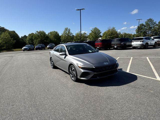 new 2025 Hyundai ELANTRA HEV car, priced at $29,210