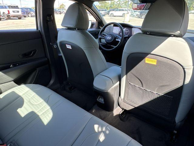 new 2025 Hyundai ELANTRA HEV car, priced at $29,210