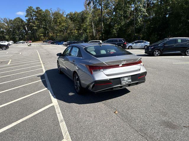 new 2025 Hyundai ELANTRA HEV car, priced at $29,210