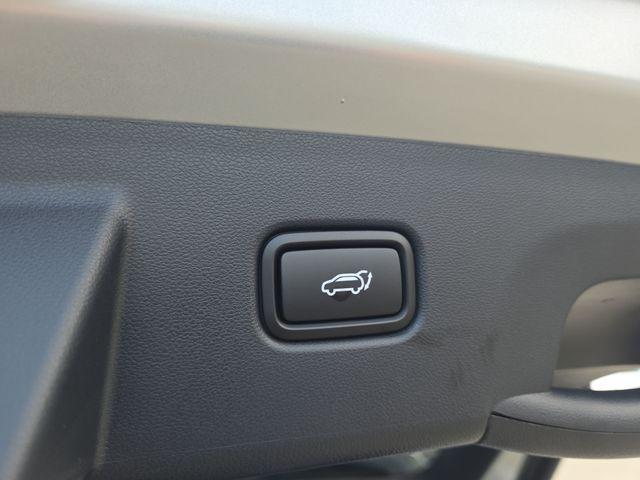 new 2025 Hyundai TUCSON Hybrid car, priced at $42,135
