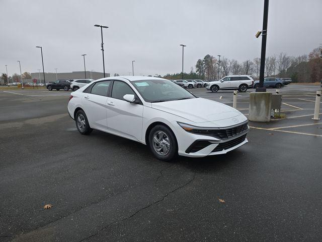 new 2025 Hyundai Elantra car, priced at $23,785