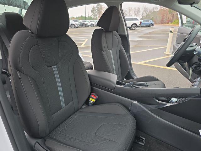 new 2025 Hyundai Elantra car, priced at $23,785
