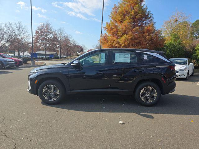 new 2026 Hyundai TUCSON Hybrid car, priced at $31,555