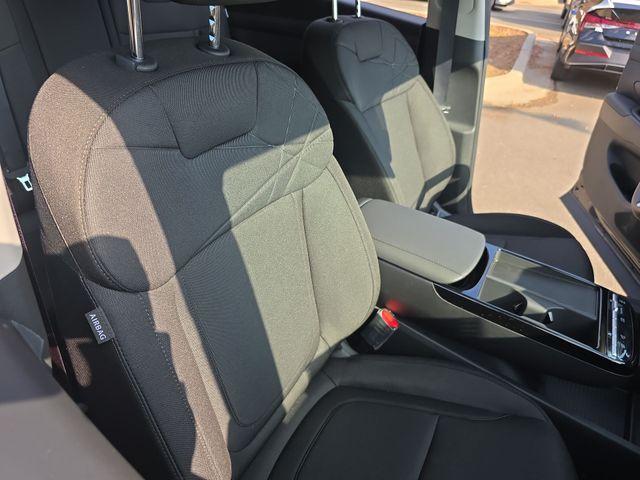 new 2026 Hyundai TUCSON Hybrid car, priced at $31,555