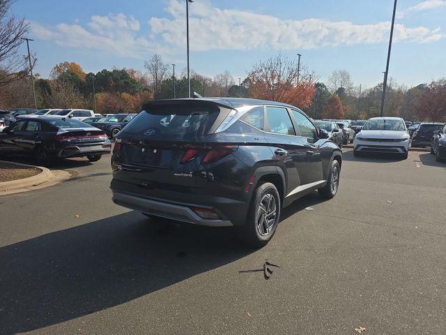 new 2026 Hyundai TUCSON Hybrid car, priced at $31,555