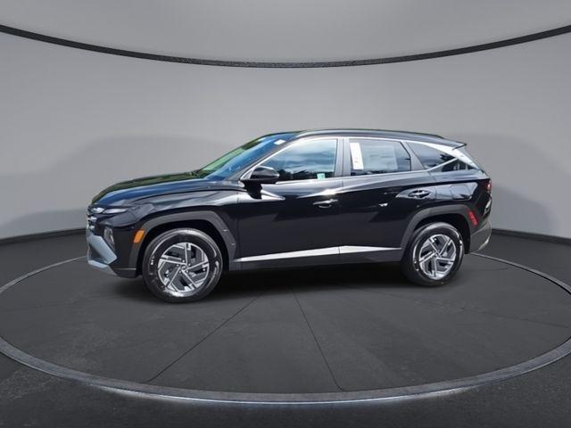 new 2025 Hyundai TUCSON Hybrid car, priced at $33,460