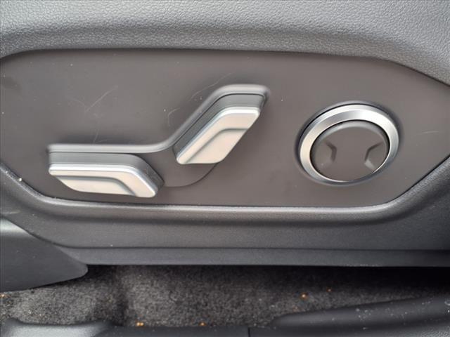 new 2025 Hyundai Santa Fe car, priced at $40,114