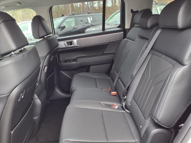 new 2025 Hyundai Santa Fe car, priced at $40,114