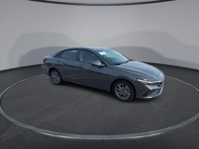 new 2026 Hyundai ELANTRA HEV car, priced at $26,585